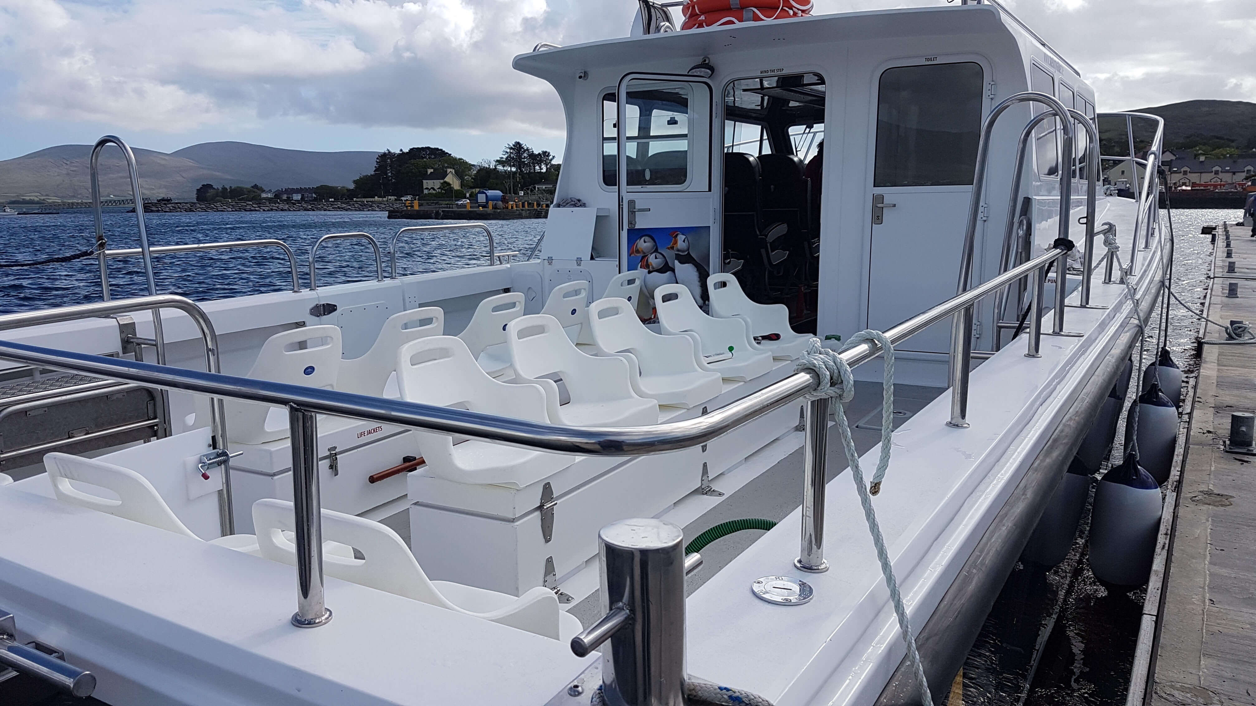 Cygnus Boats | Skellig Walker Cruises | Luxurious transfer to Skellig Michael and the Skellig Coast